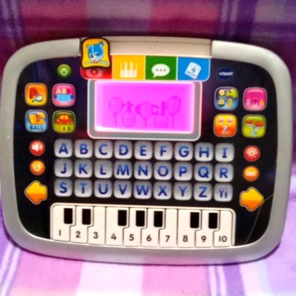 VTECH 1394 Piano Alphabet - Picture 2 of 6
